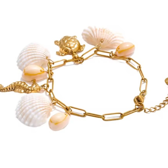 Gold Summer adjustable Gold and White Shell Charm Bracelet - Picture 1 of 13